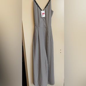 H&M jumpsuit. WITH POCKETS!!